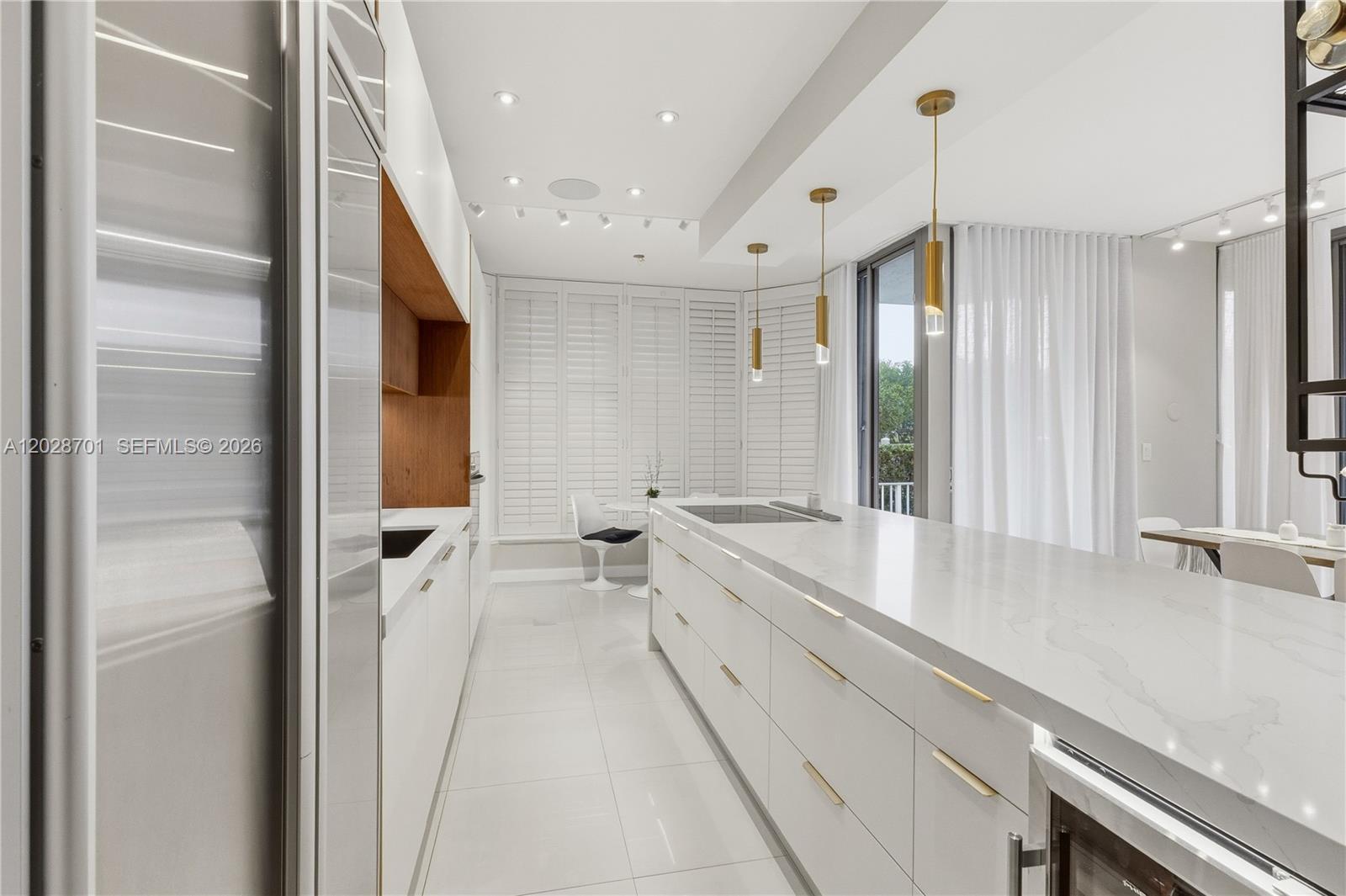 MYSTIC POINTE AT AVENTURA - Residential