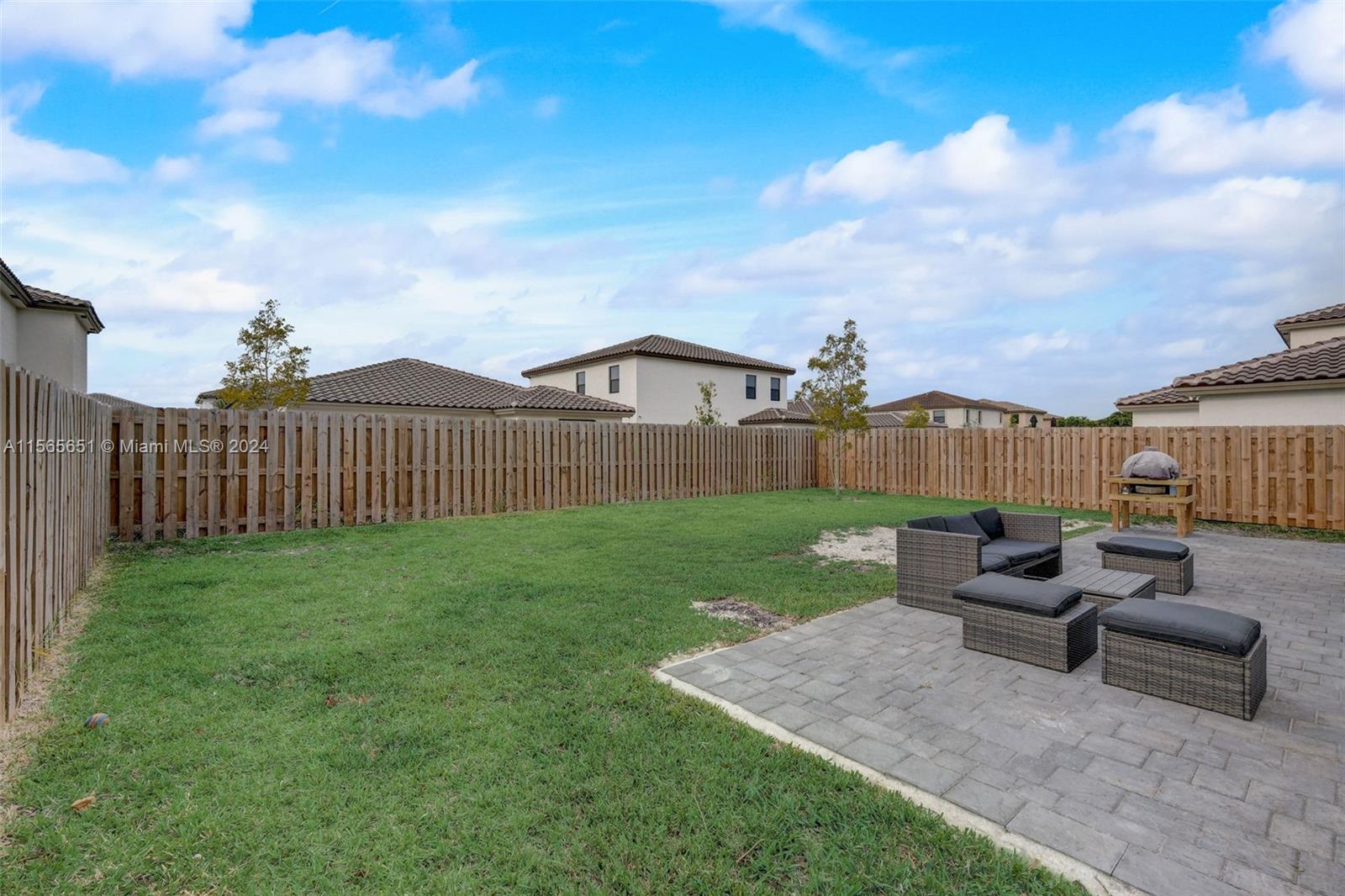 ESTATES AT SILVER PALM - Residential