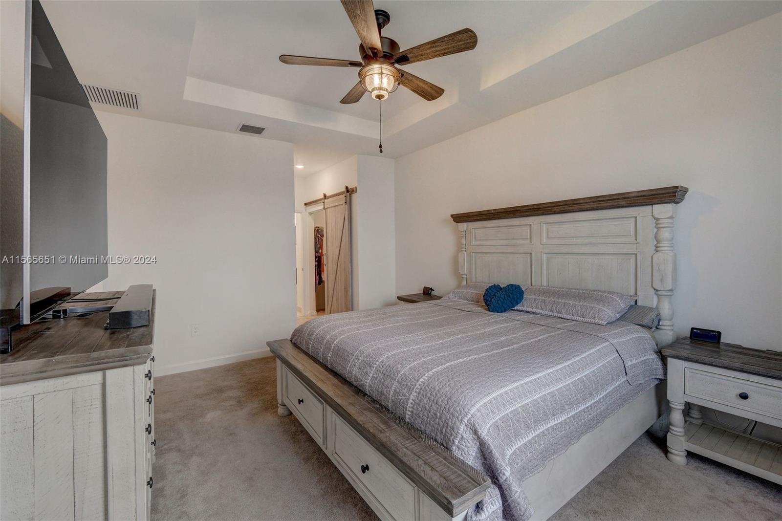 ESTATES AT SILVER PALM - Residential