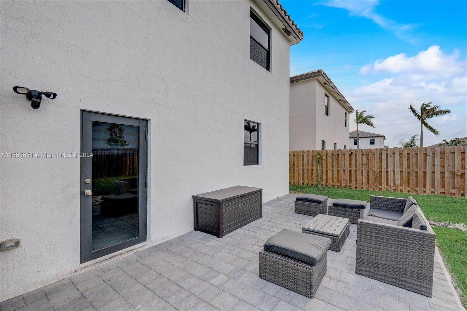 ESTATES AT SILVER PALM - Residential
