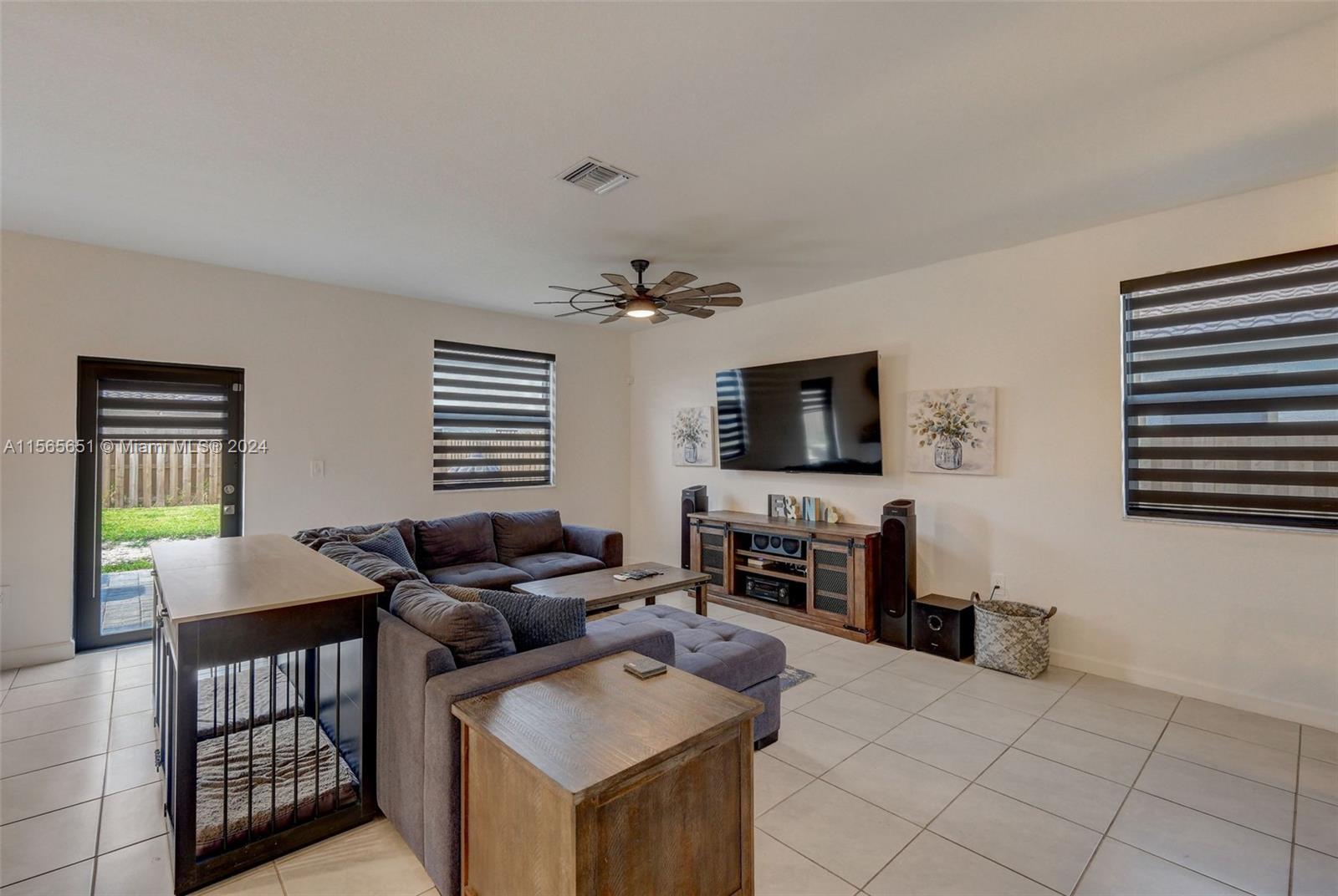 ESTATES AT SILVER PALM - Residential