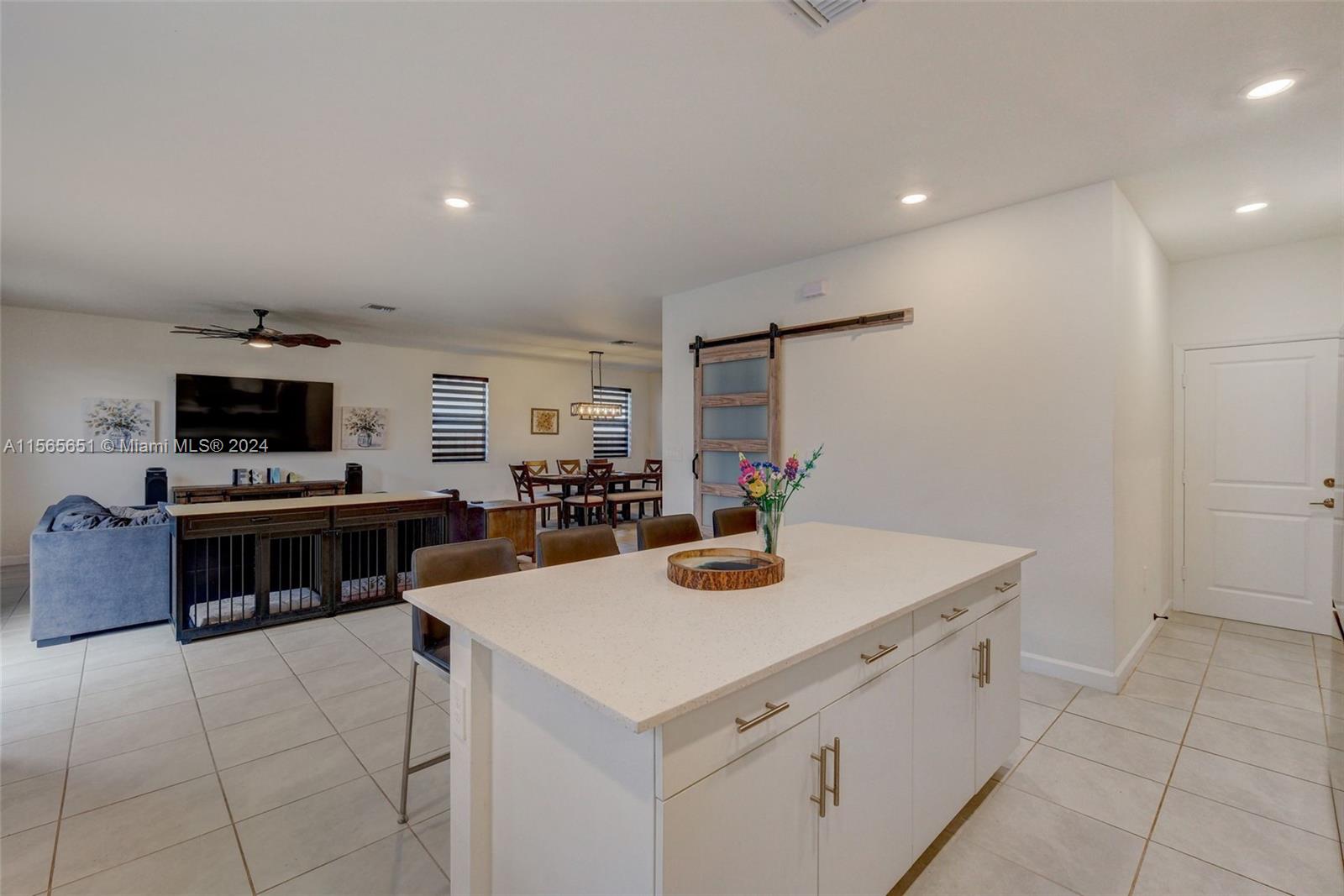 ESTATES AT SILVER PALM - Residential