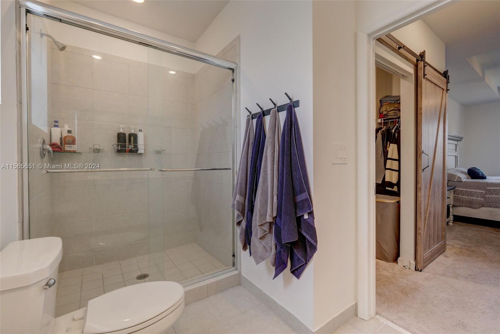 ESTATES AT SILVER PALM - Residential