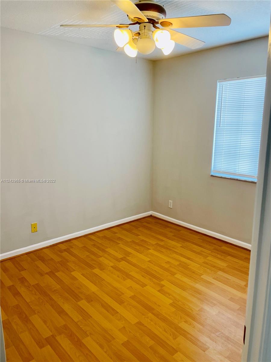 OLYMPIA & YORK RESIDENTIA - Residential Lease