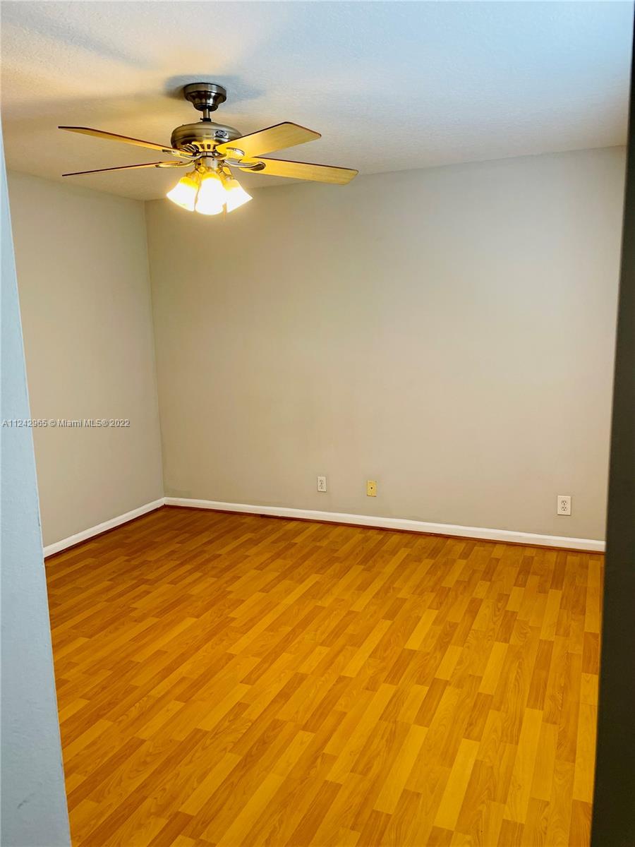 OLYMPIA & YORK RESIDENTIA - Residential Lease