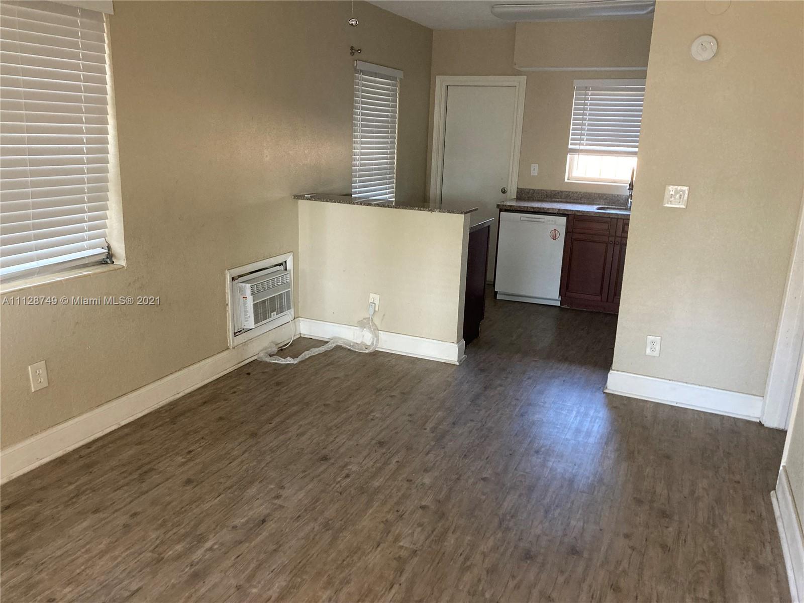 LAKE WORTH TOWN OF - Residential Income