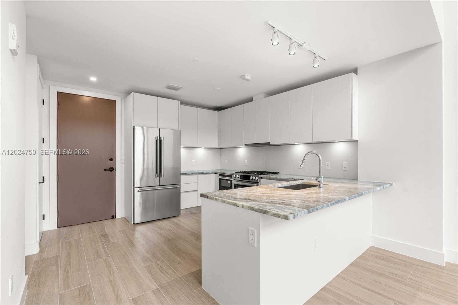 PENT HOMESTEAD - Residential Lease