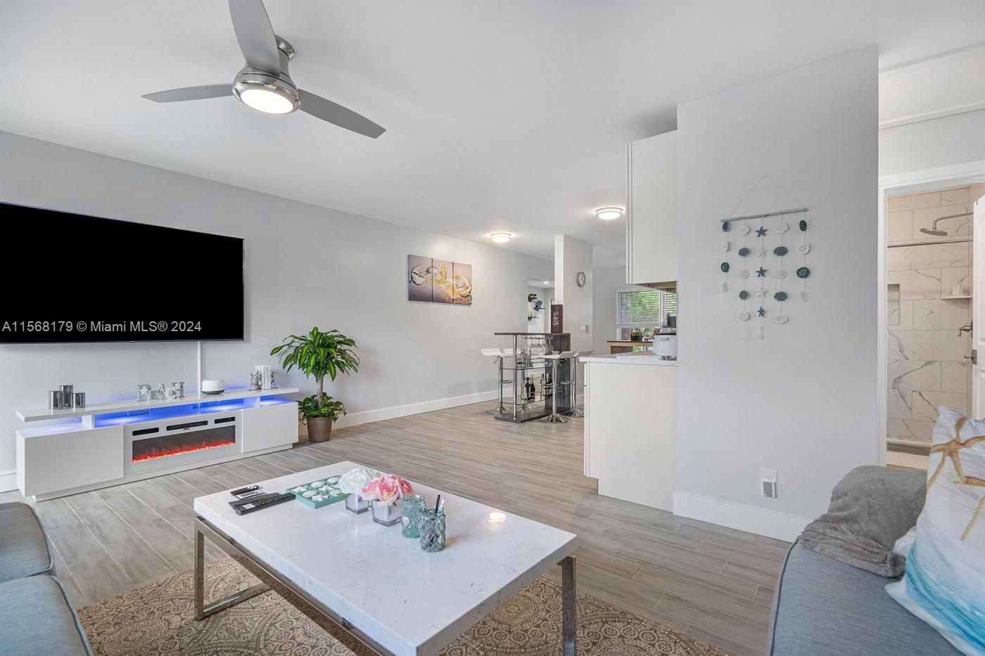 DEL RATON PARK - Residential