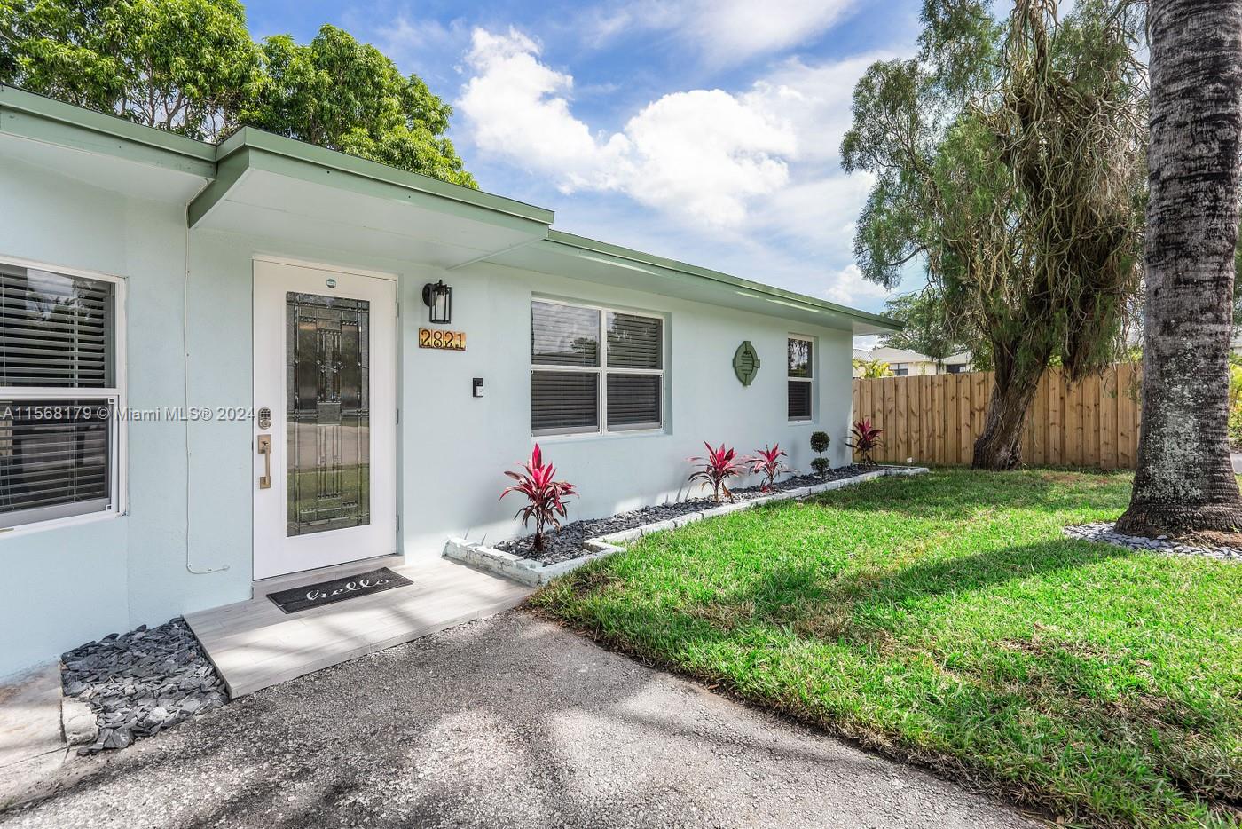 DEL RATON PARK - Residential