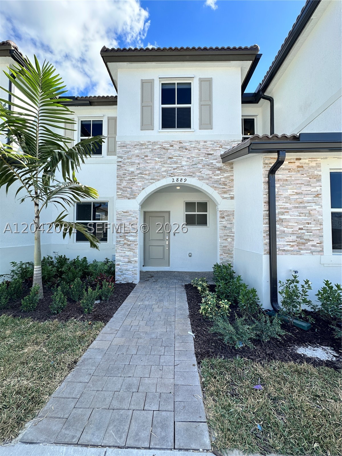 Beautiful nearly-new 3-bedroom, 2.5-bath townhouse in an exclusive gated community in Altamira, perfect for families. Tenant must pay a $500 deposit and apply with the HOA/Association. Features a private patio, ceramic flooring on the main level and brand-new laminate flooring upstairs, a modern kitchen with state-of-the-art appliances, and 2 assigned parking spaces in front. Prime location just minutes from the Turnpike. The home is in like-new condition and delivered 100% clean and freshly painted; final touch-ups currently being completed. Tenant's insurance (renter's insurance) is mandatory. Property is subject to a semi-annual inspection every 6 months. No pets allowed.