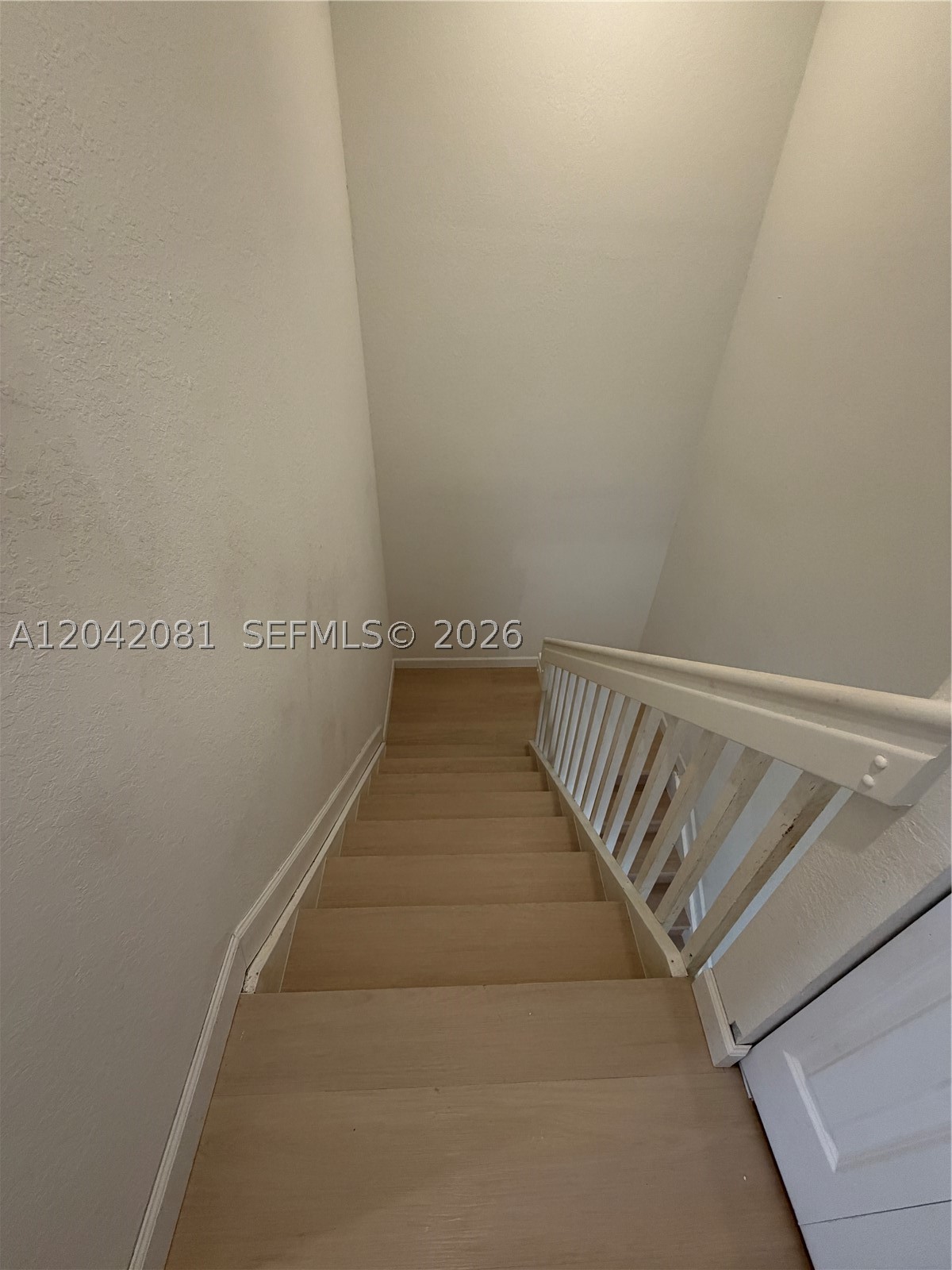 ALTAMIRA - Residential Lease
