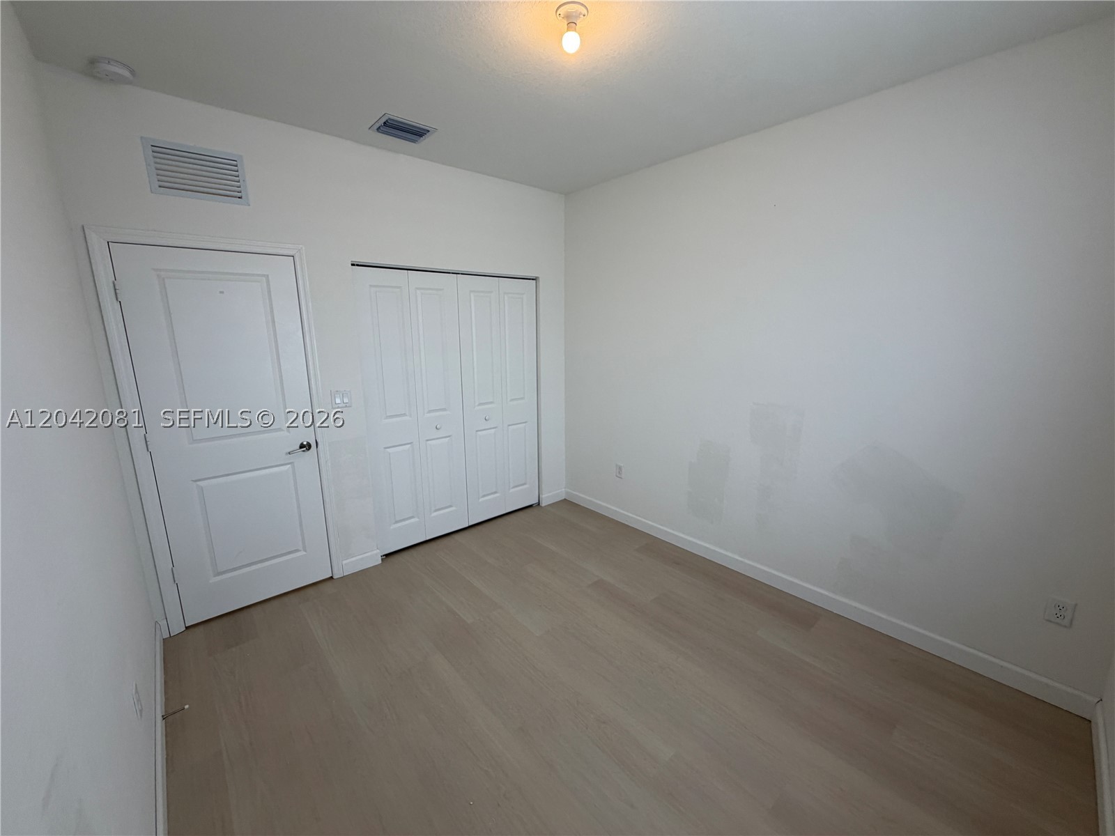 ALTAMIRA - Residential Lease