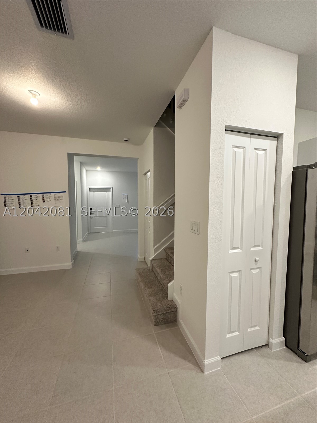 ALTAMIRA - Residential Lease