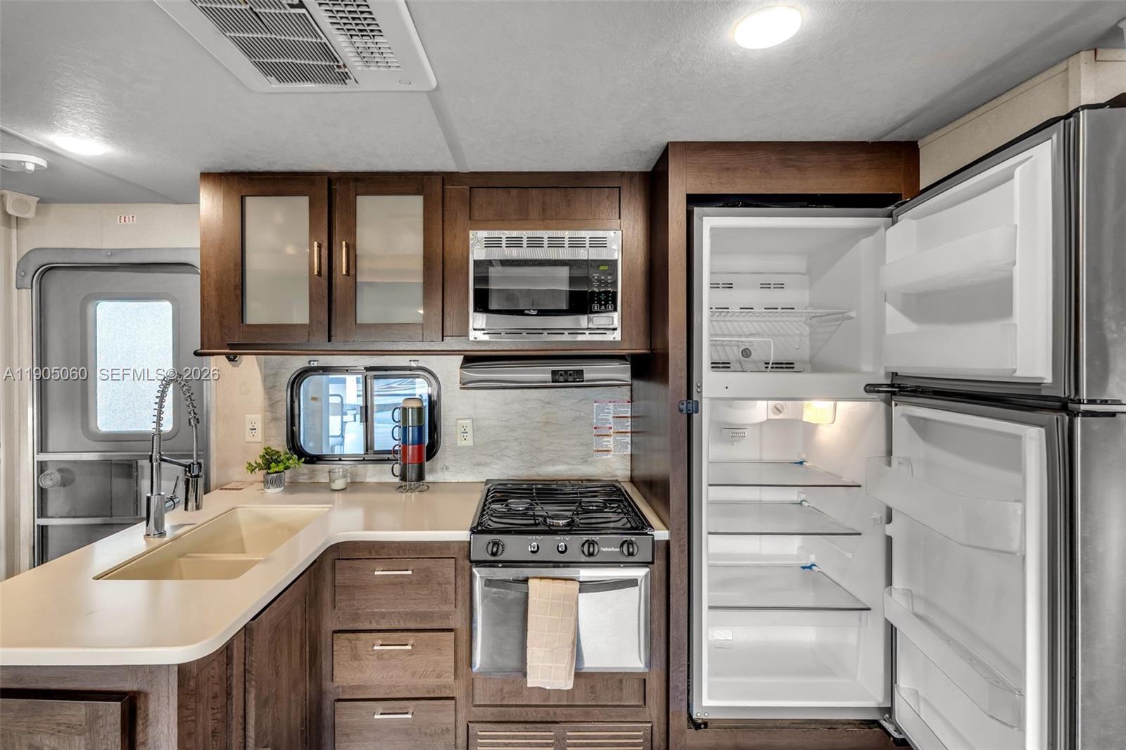 CALUSA CAMPGROUND - Residential