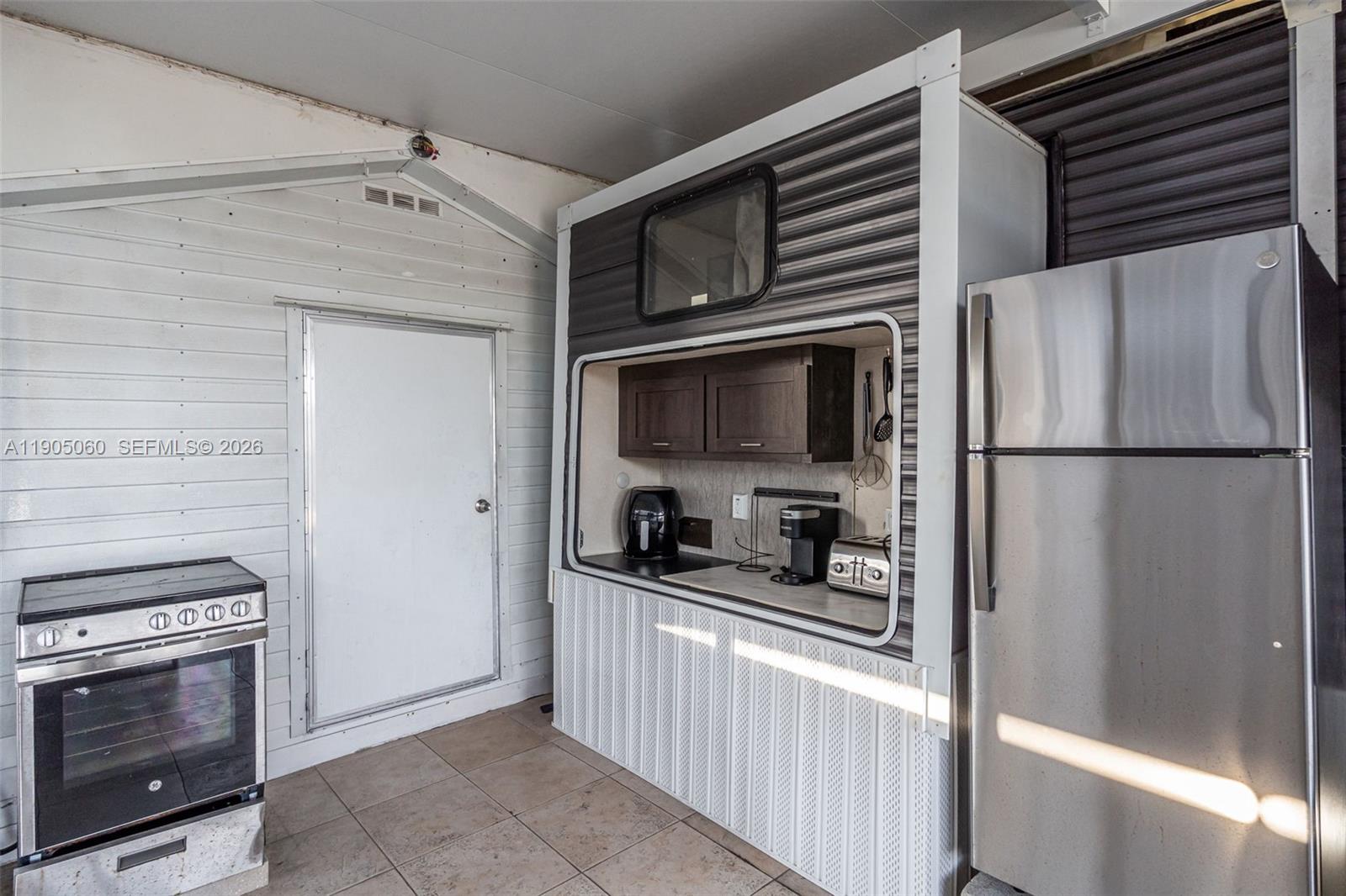 CALUSA CAMPGROUND - Residential