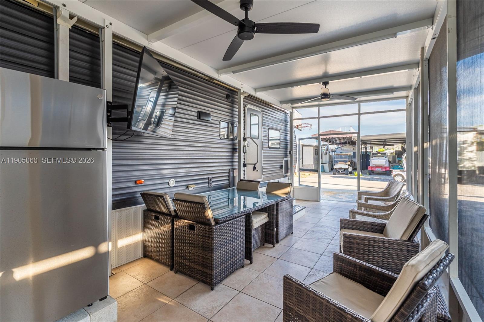 CALUSA CAMPGROUND - Residential