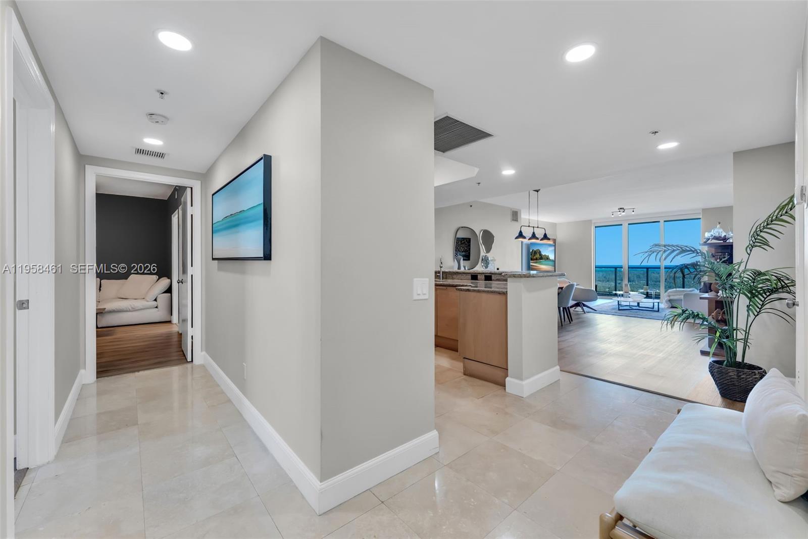 THE OAKS I CONDO - Residential