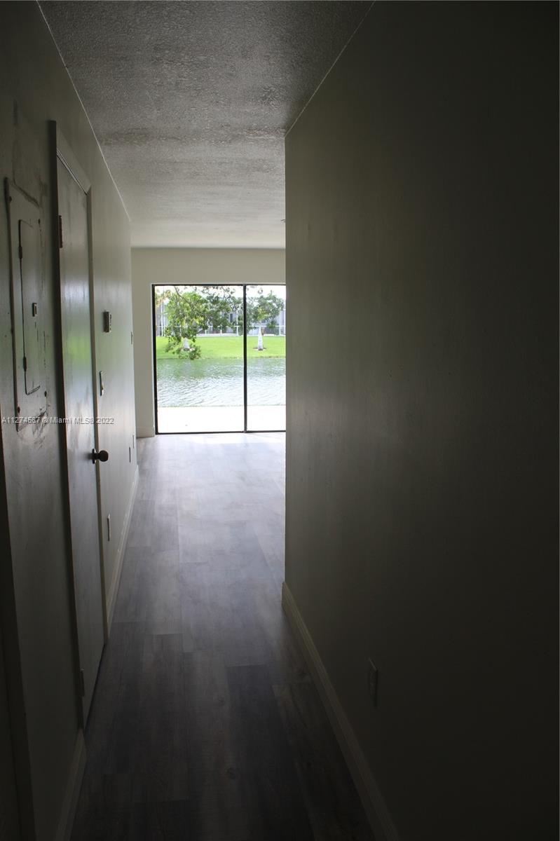 PALMS OF PEMBROKE CONDO - Residential Lease