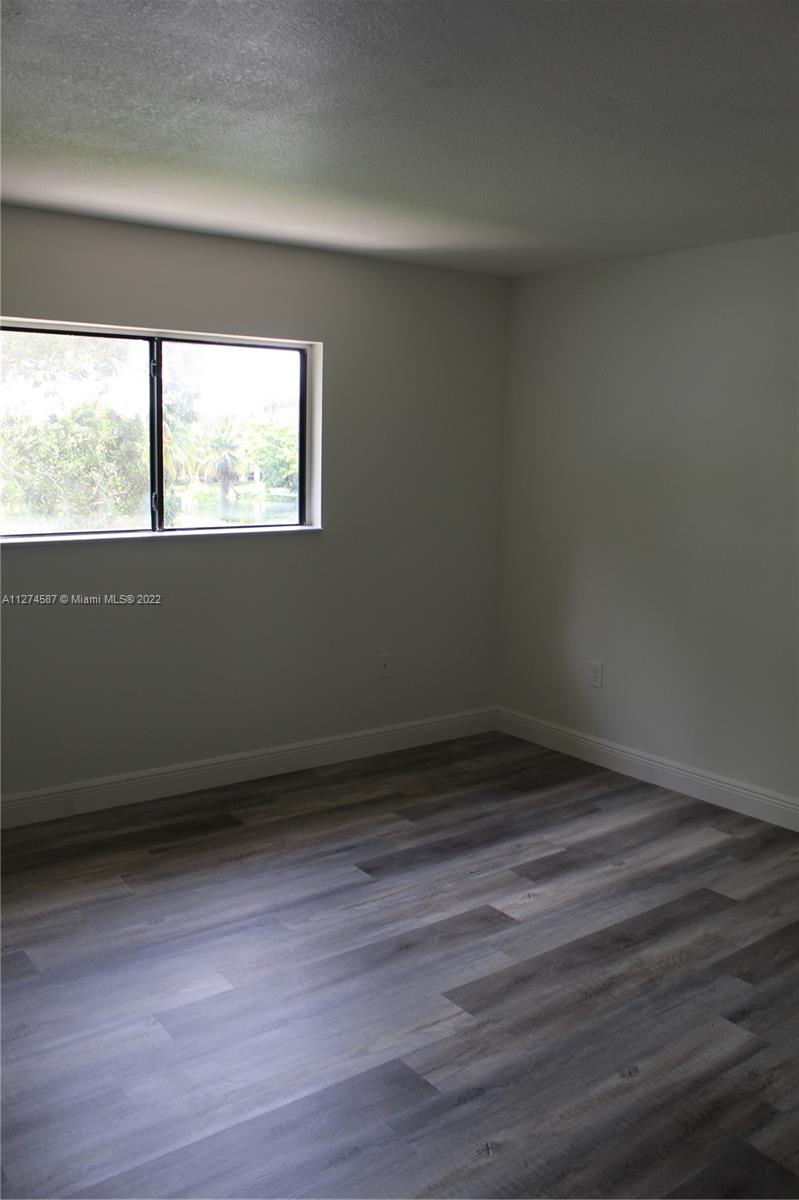 PALMS OF PEMBROKE CONDO - Residential Lease