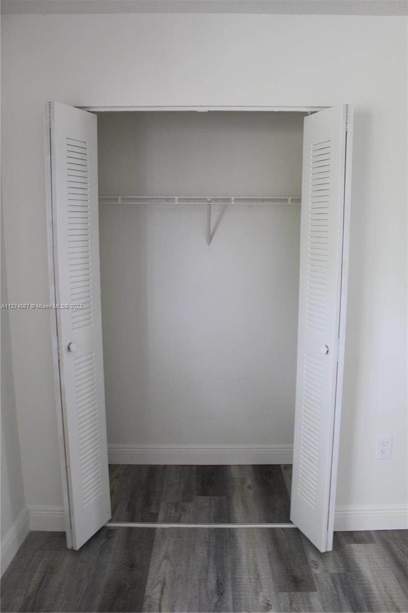 PALMS OF PEMBROKE CONDO - Residential Lease