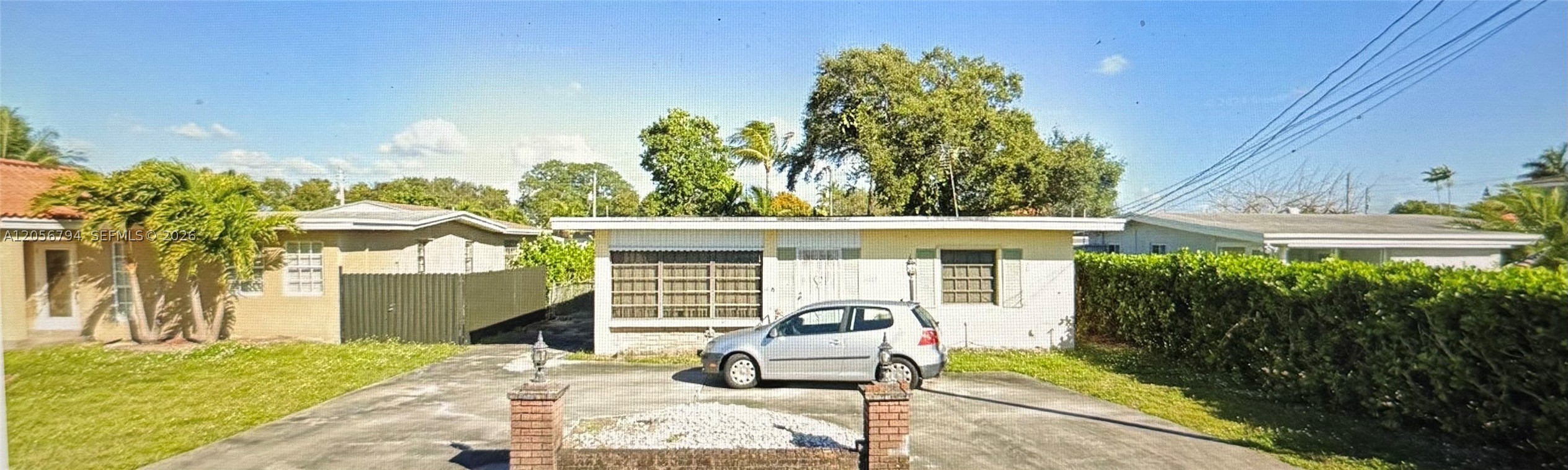 PROPERTY HAS 2 STRUCTURES, PRICE IS BASED ON LOT ONLY. GREAT INVESTMENT OPPORTUNITY 7500 SQ FT LOT, NEW CONSTRUCTION PROPERTIES IN THE AREA ARE SELLING FOR OVER $2,000,000