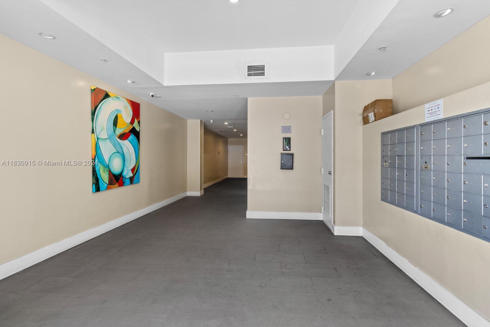 PARKVIEW AT BRICKELL COND - Residential Lease