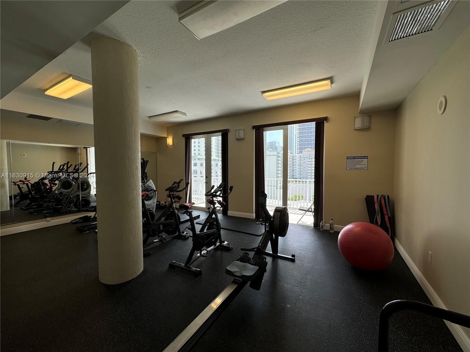 PARKVIEW AT BRICKELL COND - Residential Lease