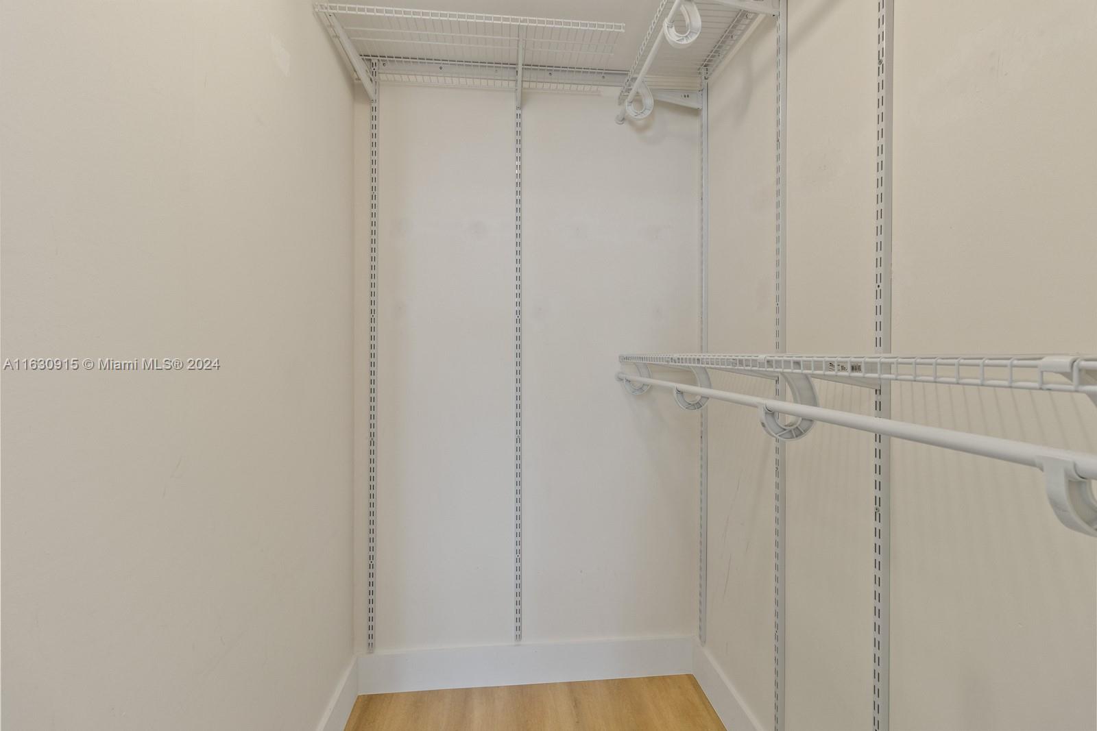 PARKVIEW AT BRICKELL COND - Residential Lease