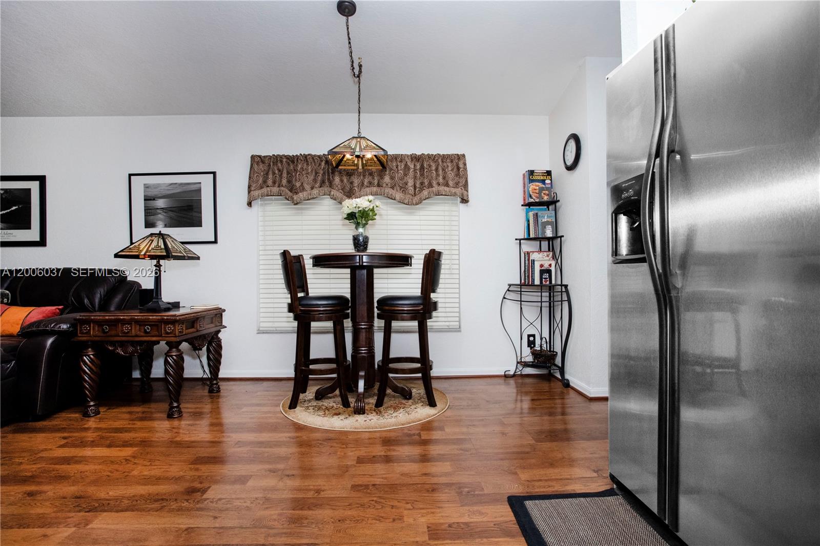 RIVERCREST - Residential