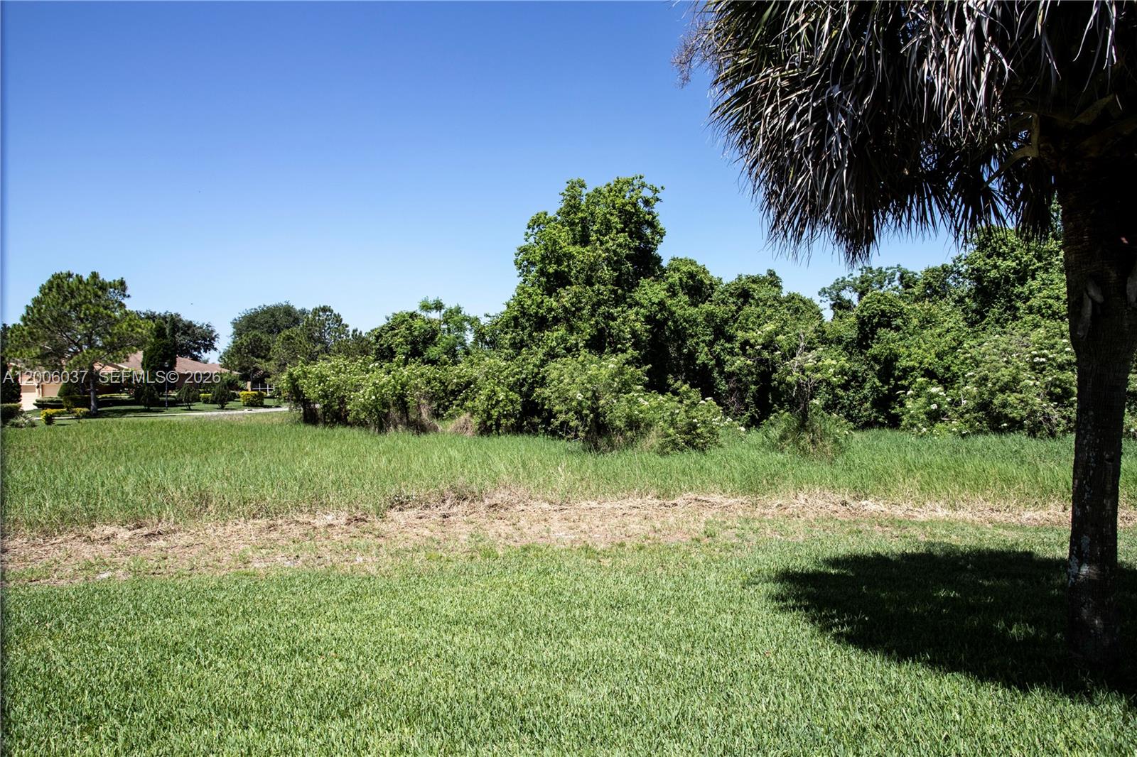RIVERCREST - Residential
