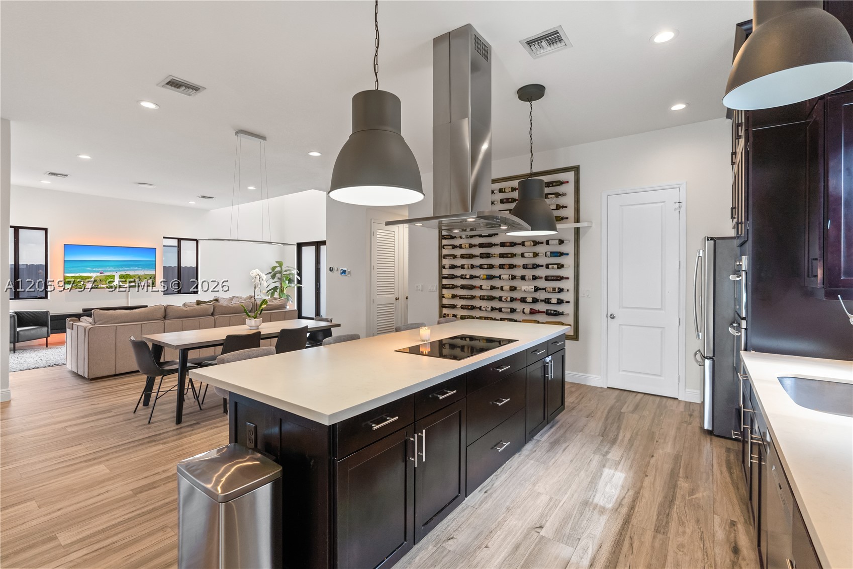 PALMERA ESTATES - Residential