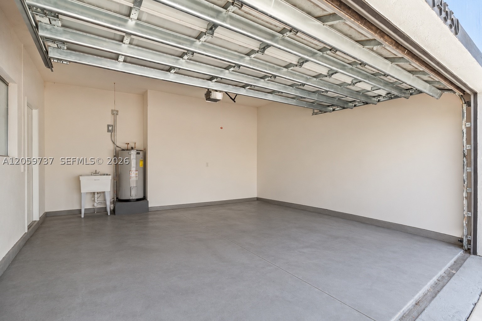 PALMERA ESTATES - Residential