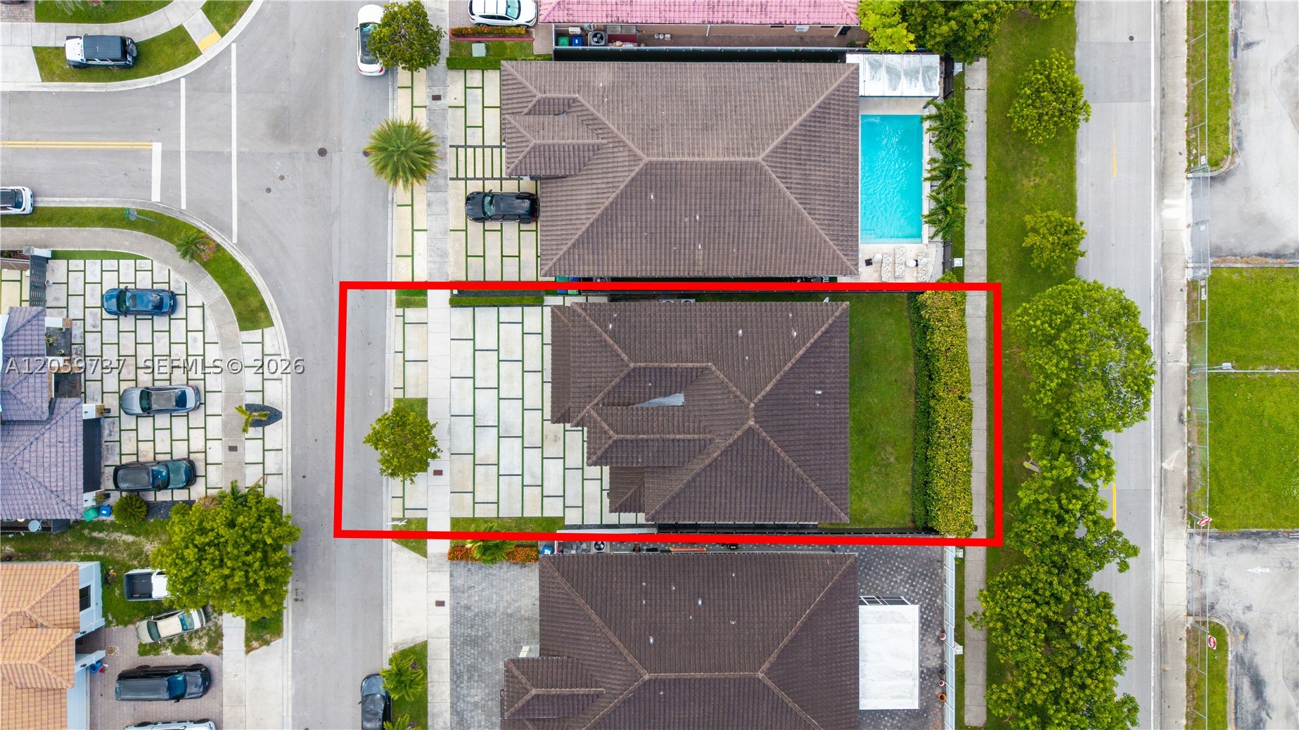 PALMERA ESTATES - Residential