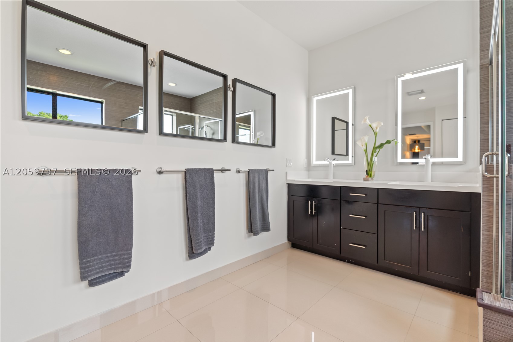 PALMERA ESTATES - Residential