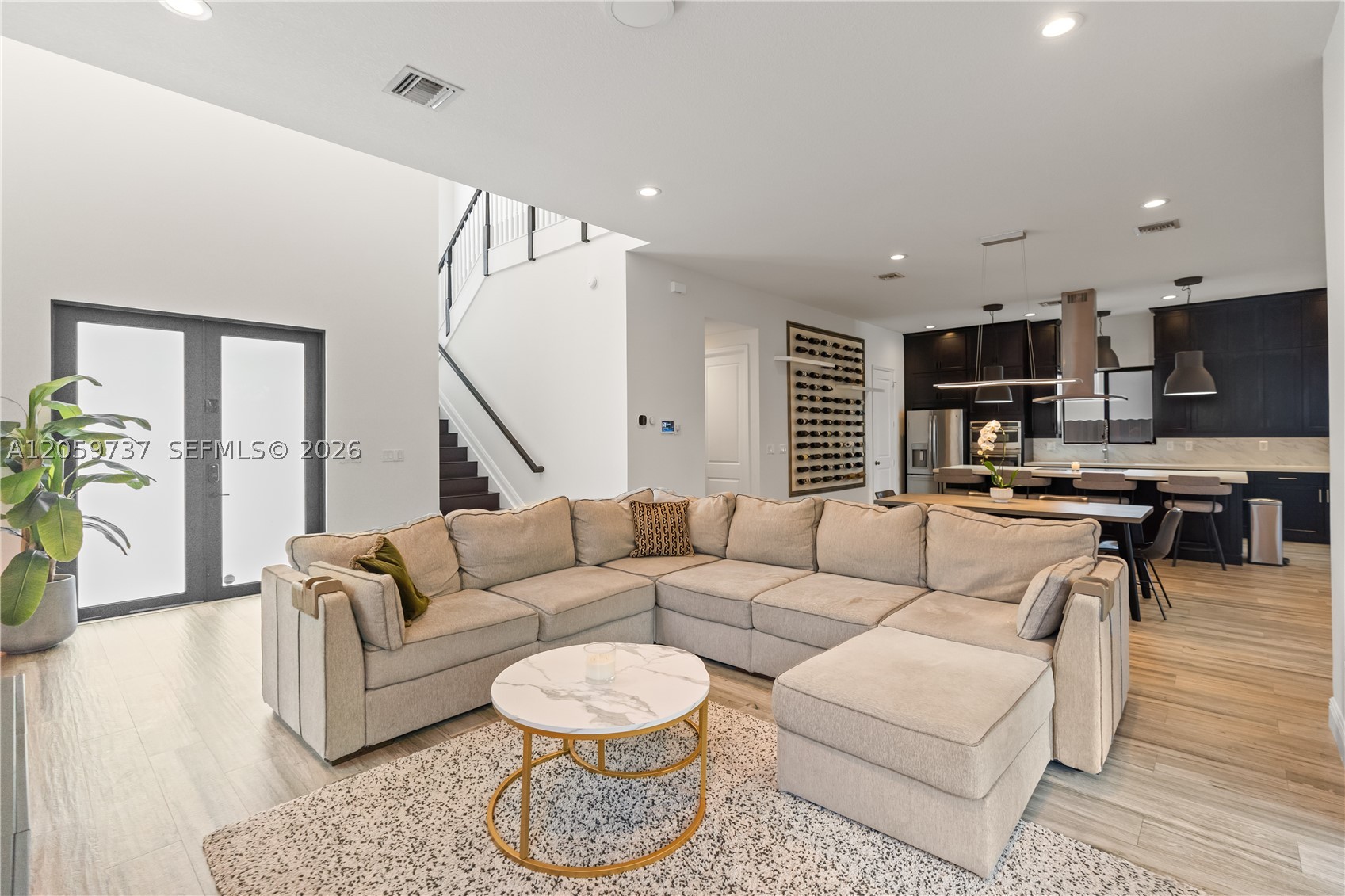 PALMERA ESTATES - Residential