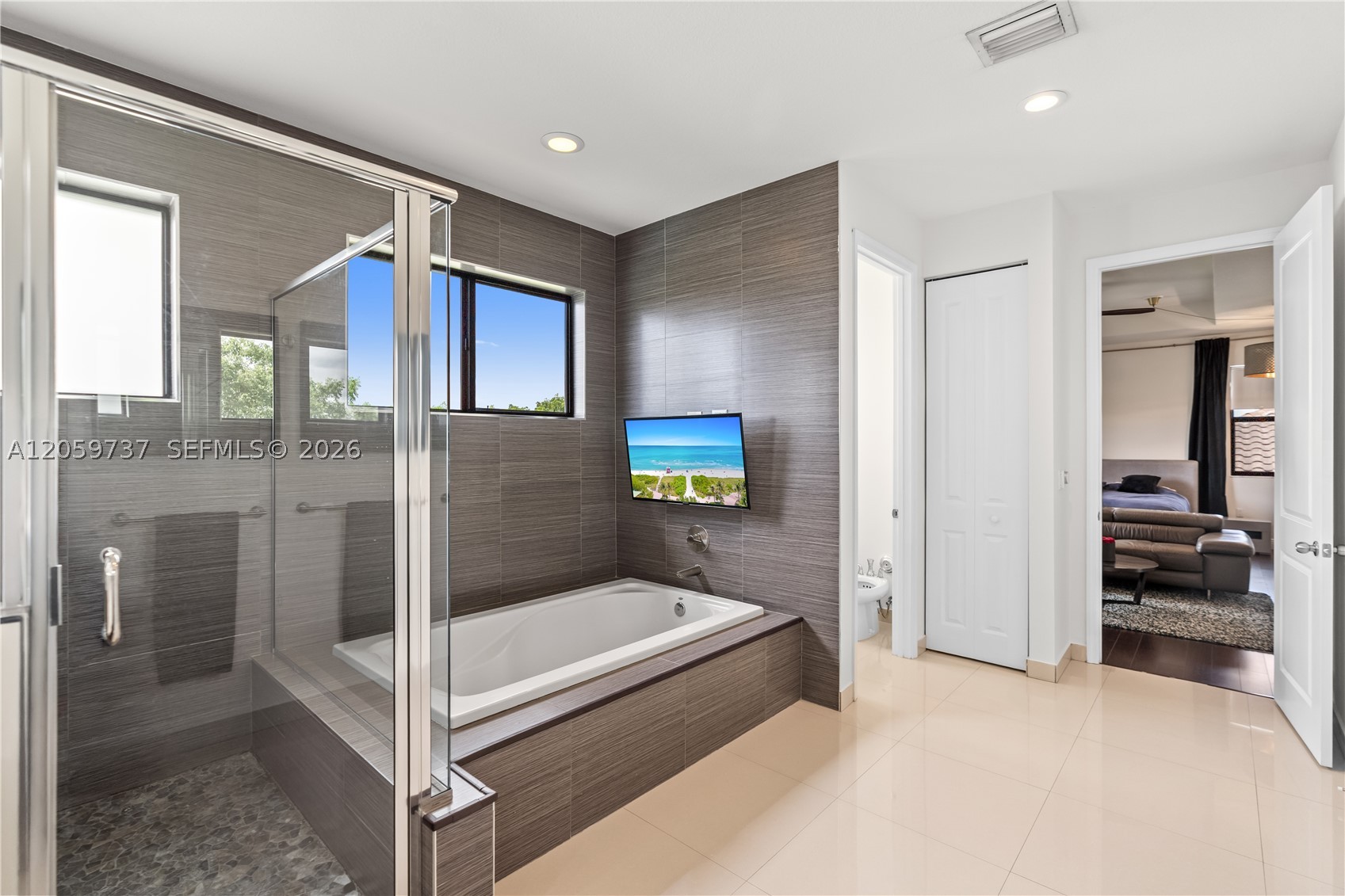 PALMERA ESTATES - Residential