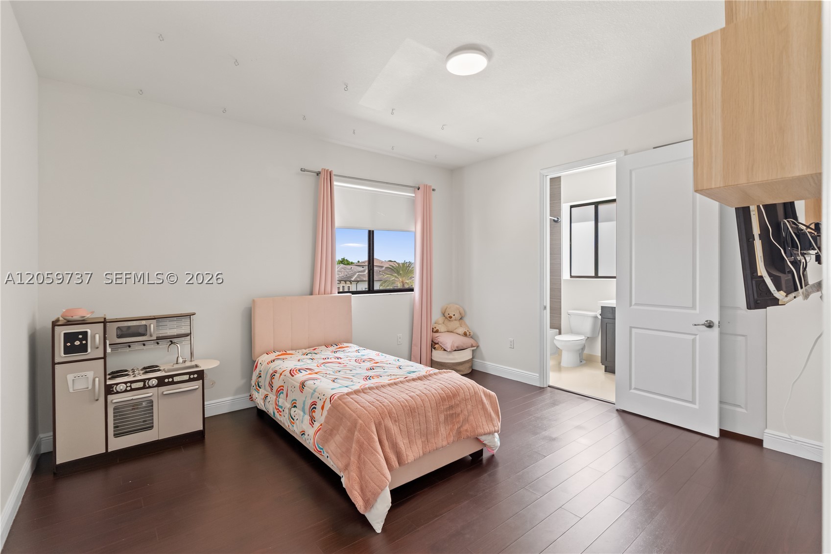 PALMERA ESTATES - Residential