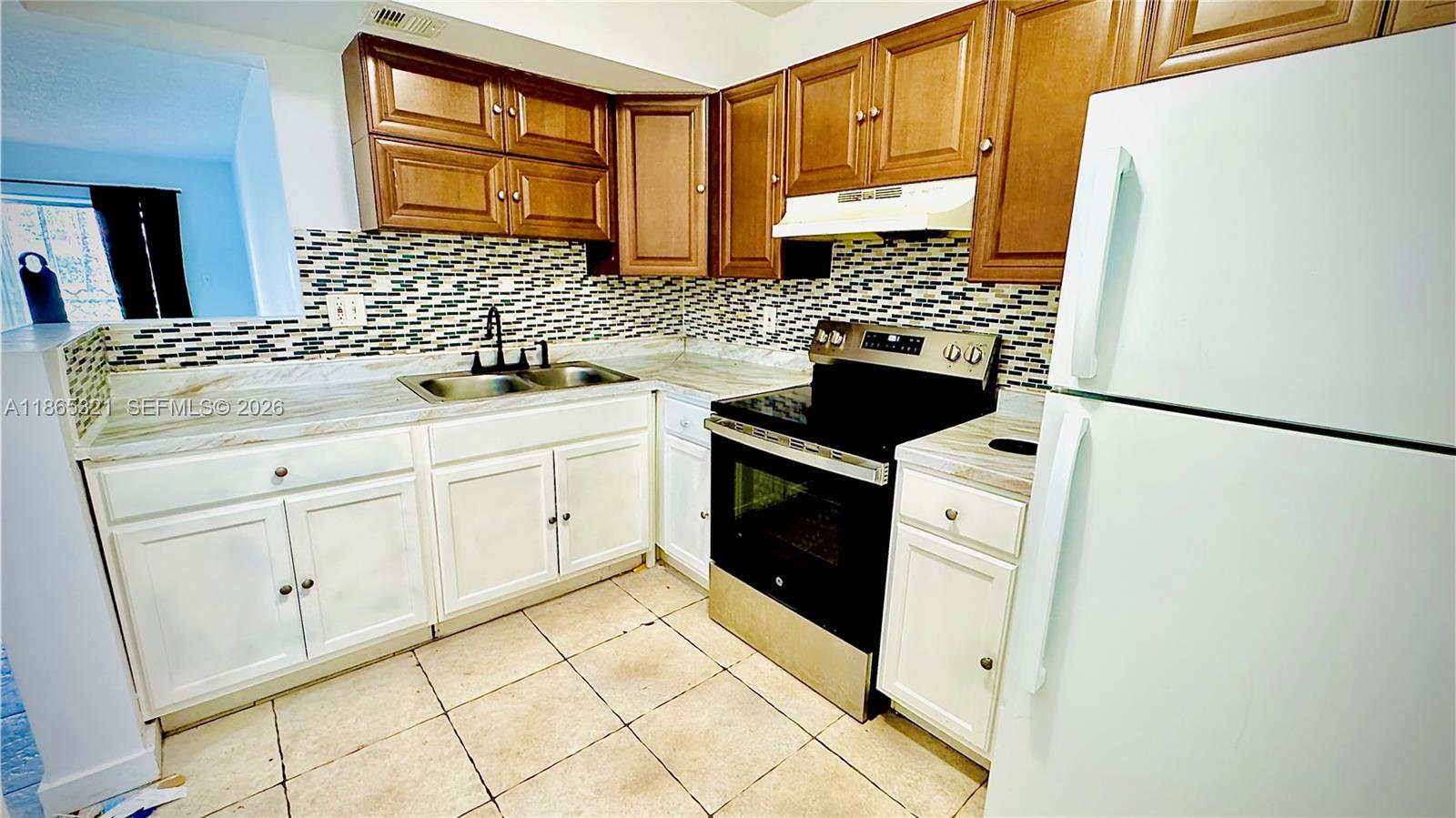 SUNSET HILLS I CONDOMINIU - Residential