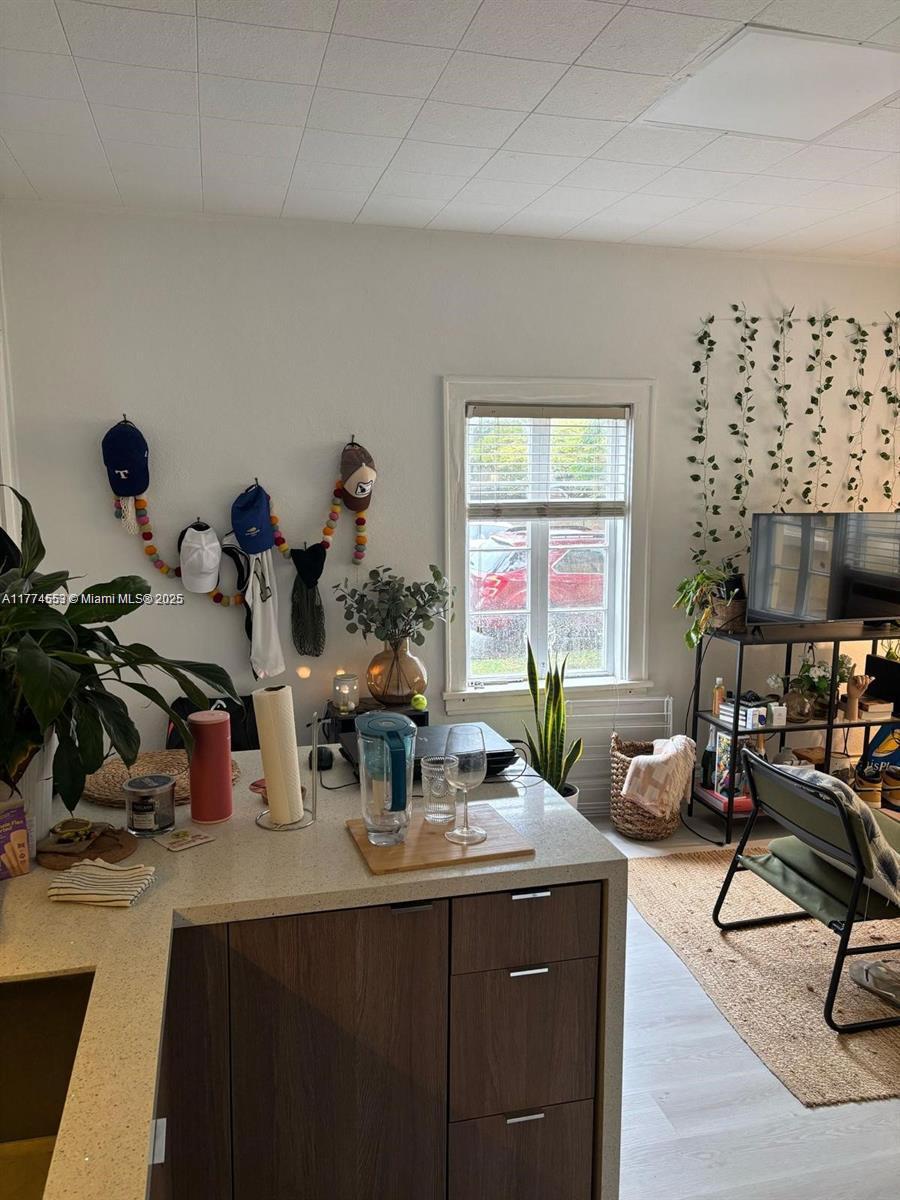 MENDOZA CONDO - Residential Lease