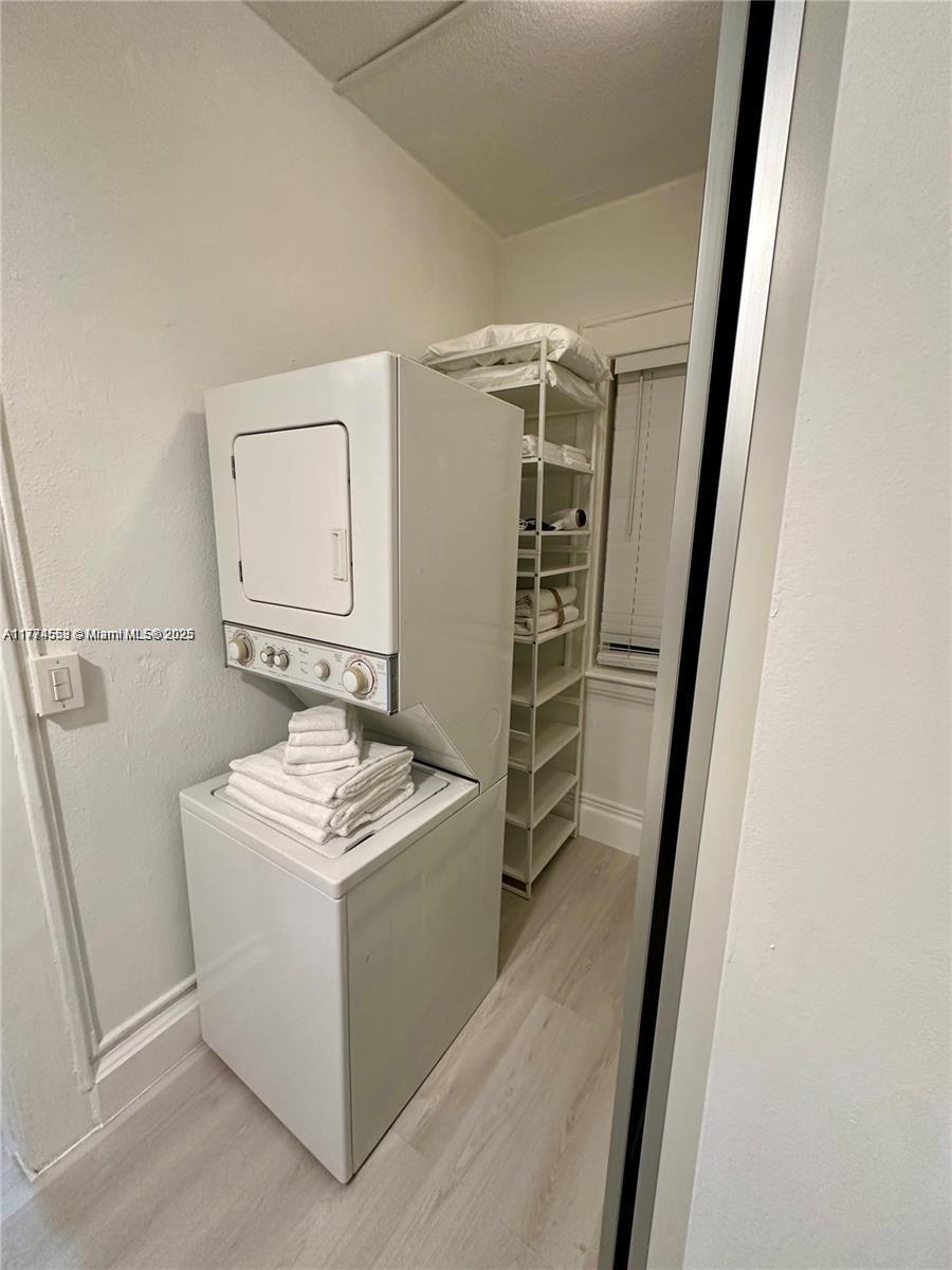 MENDOZA CONDO - Residential Lease