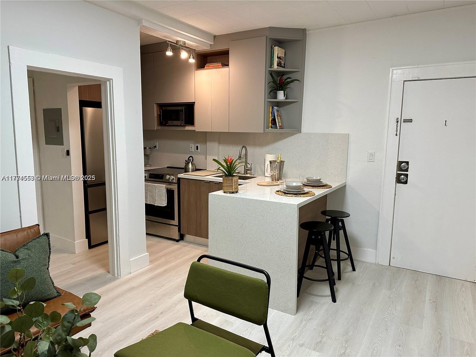 MENDOZA CONDO - Residential Lease