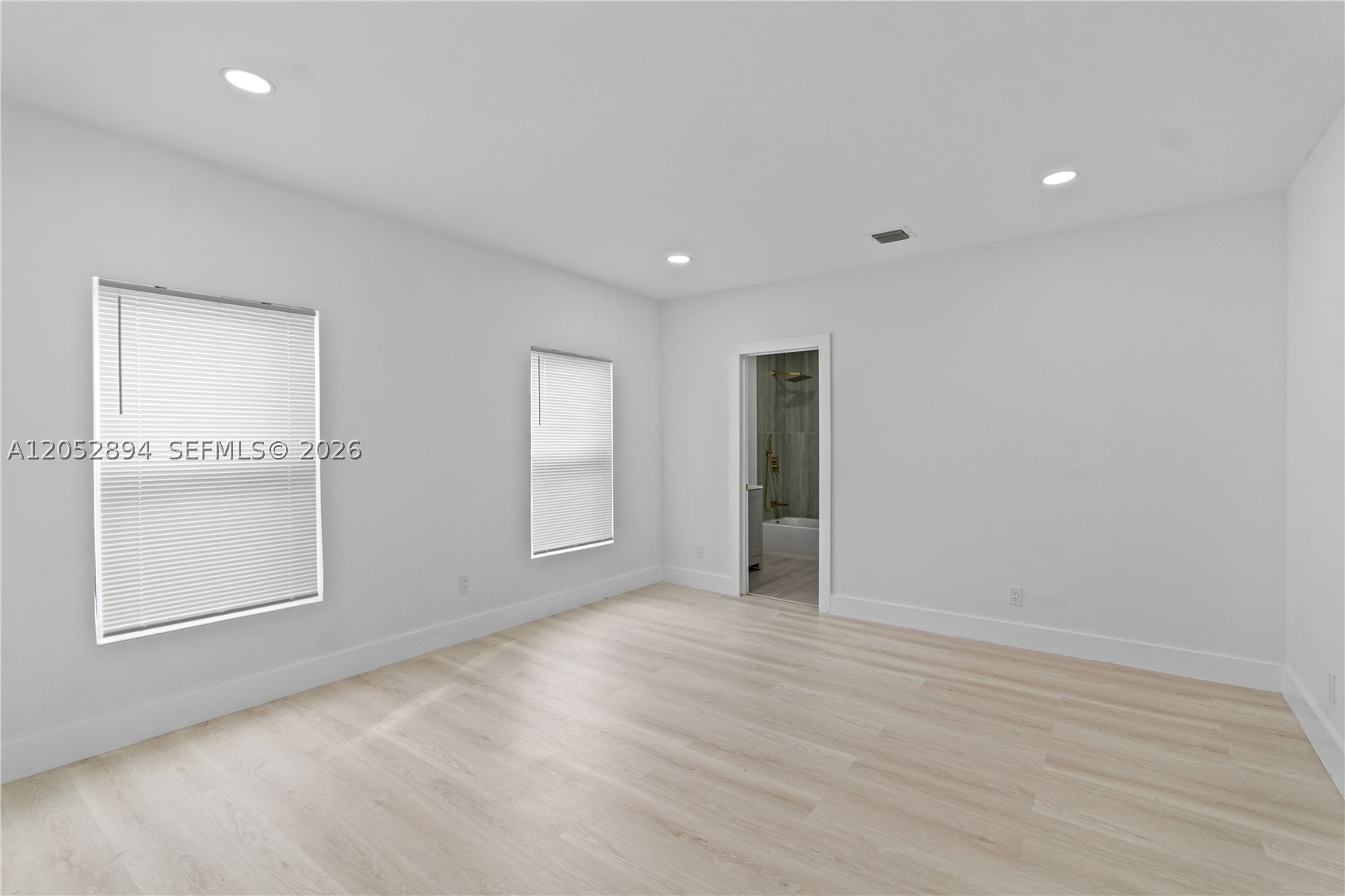 ORCHARD VILLA - Residential