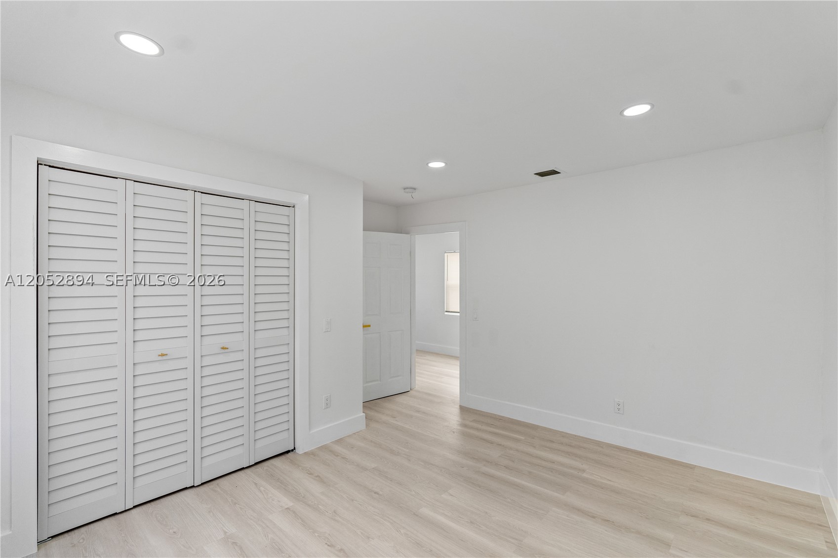 ORCHARD VILLA - Residential
