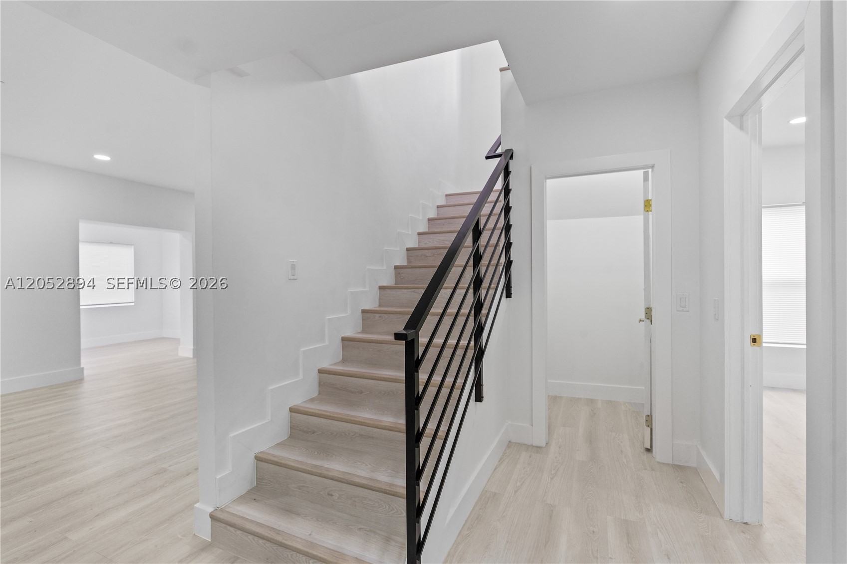 ORCHARD VILLA - Residential