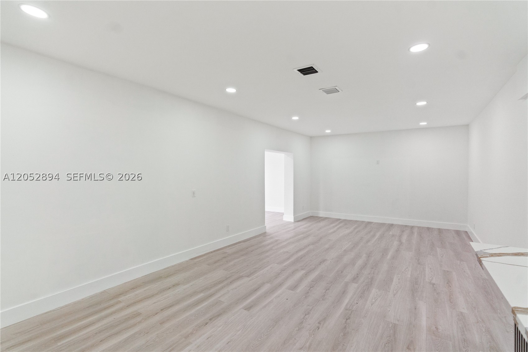 ORCHARD VILLA - Residential