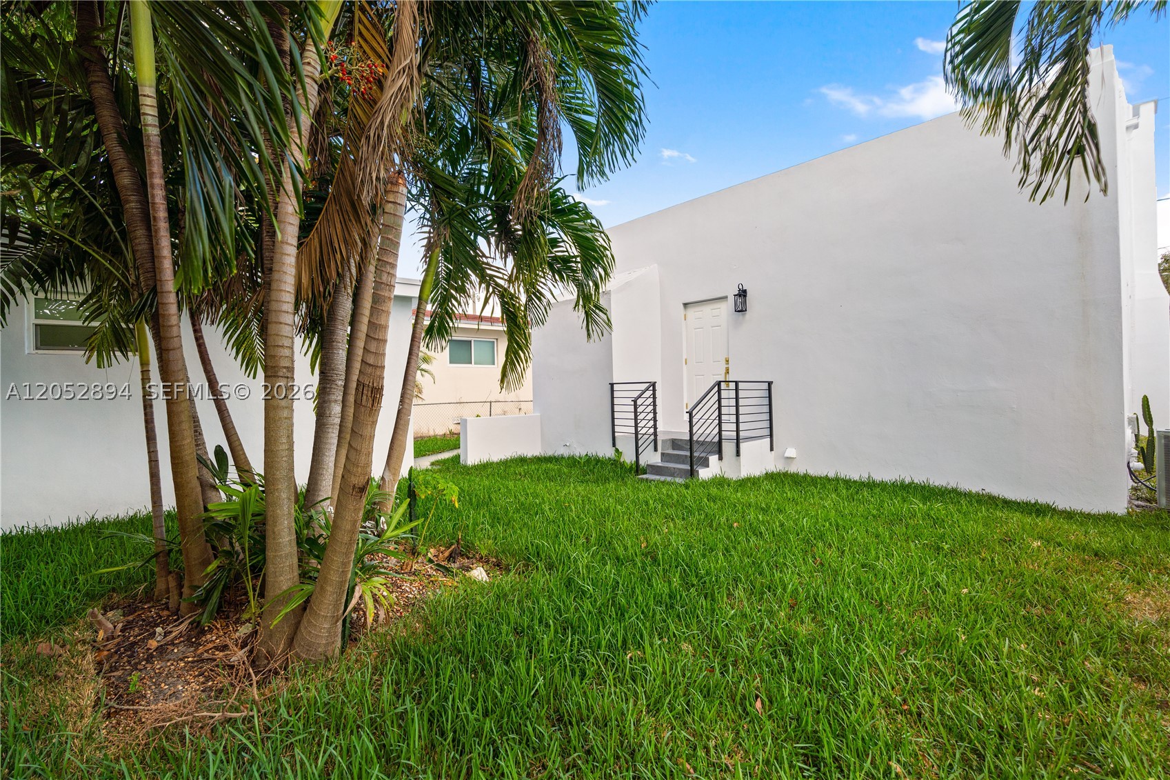 ORCHARD VILLA - Residential