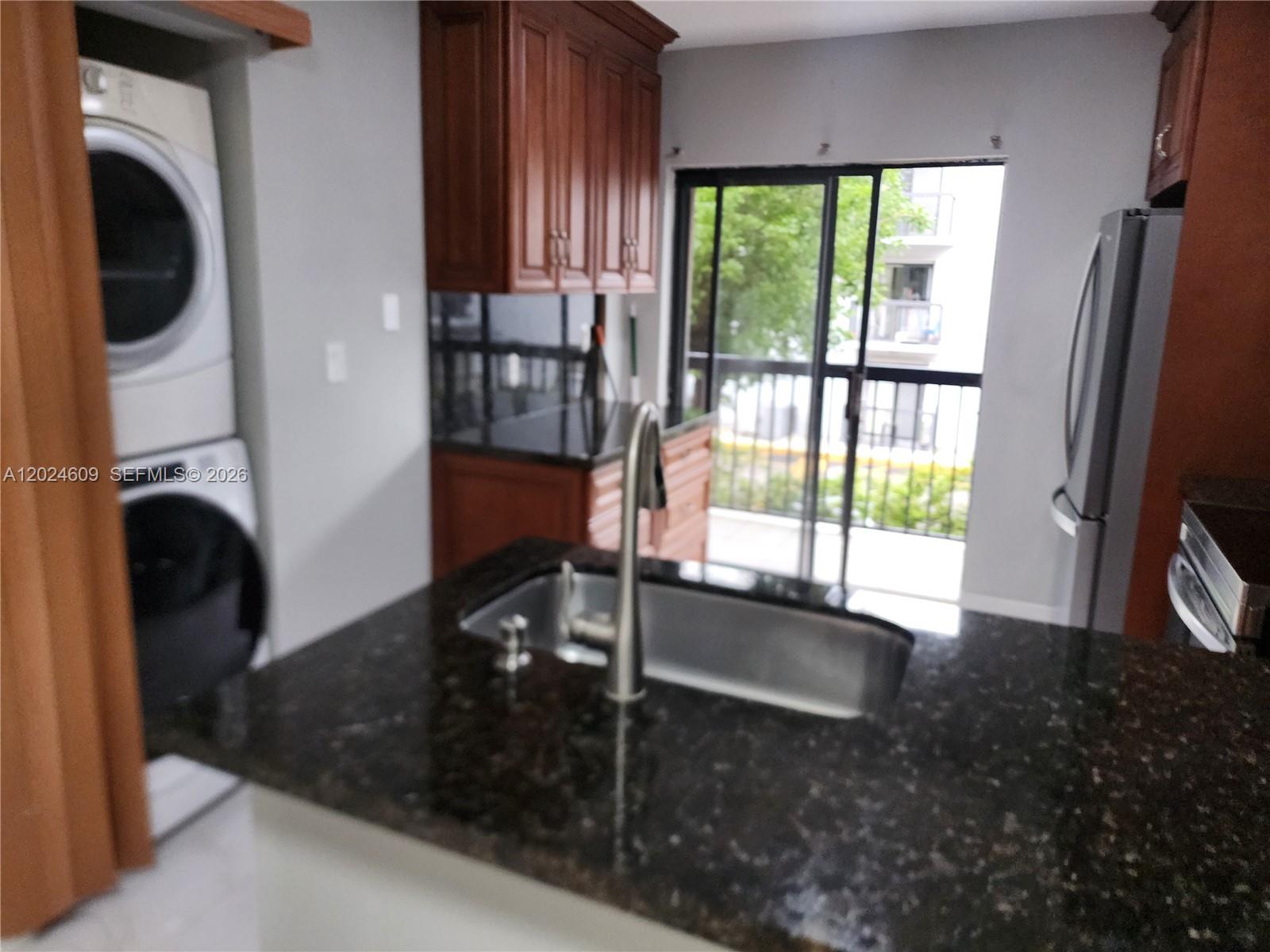 ALAMEDA TOWER 2 CONDO - Residential Lease