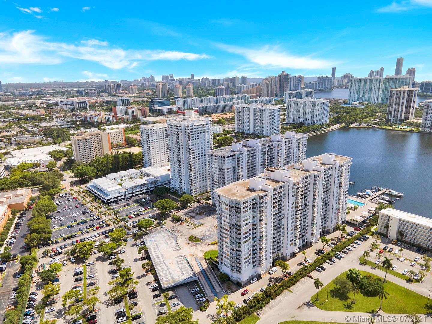 DEL PRADO MARINA - Residential