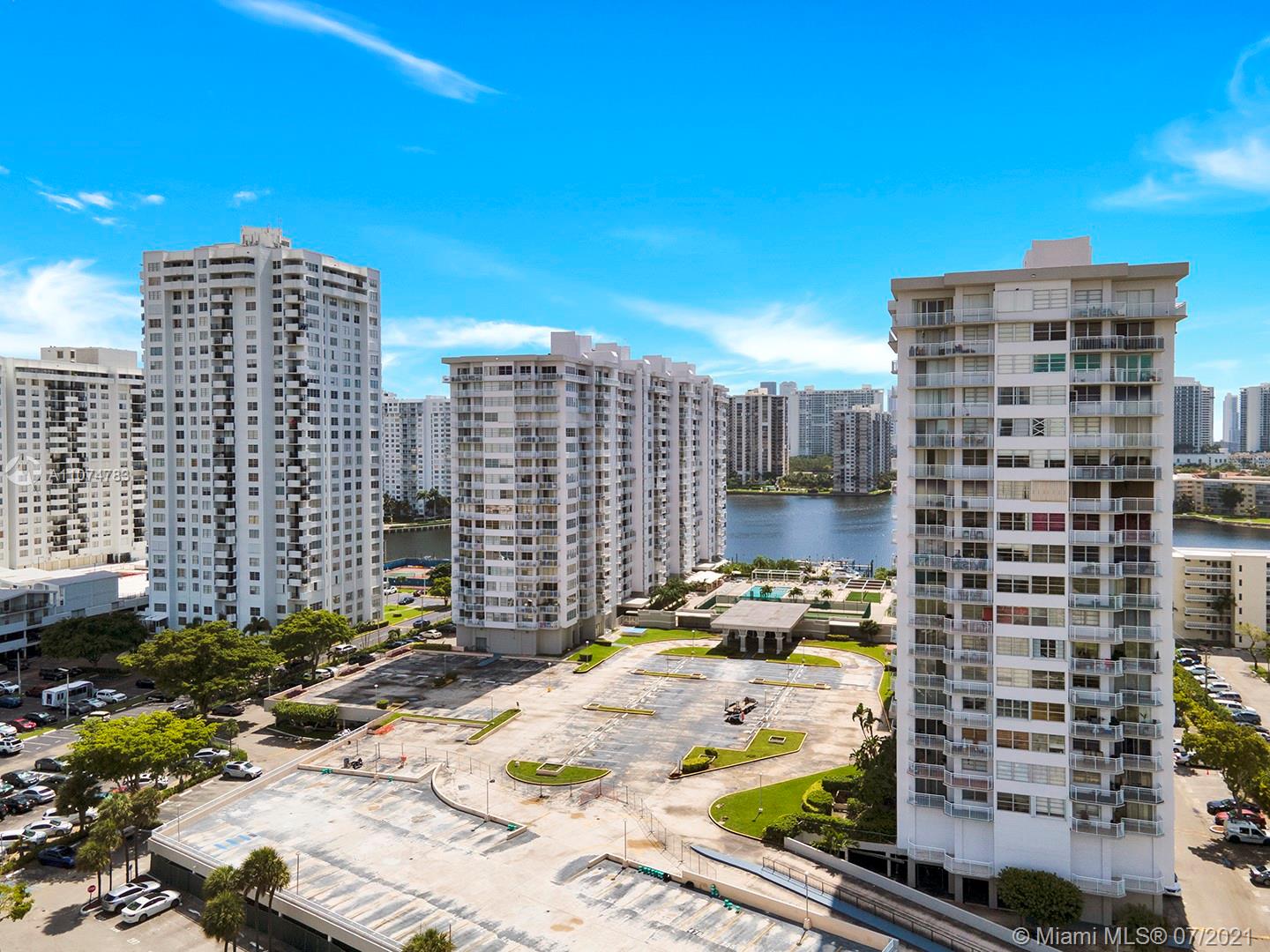 DEL PRADO MARINA - Residential