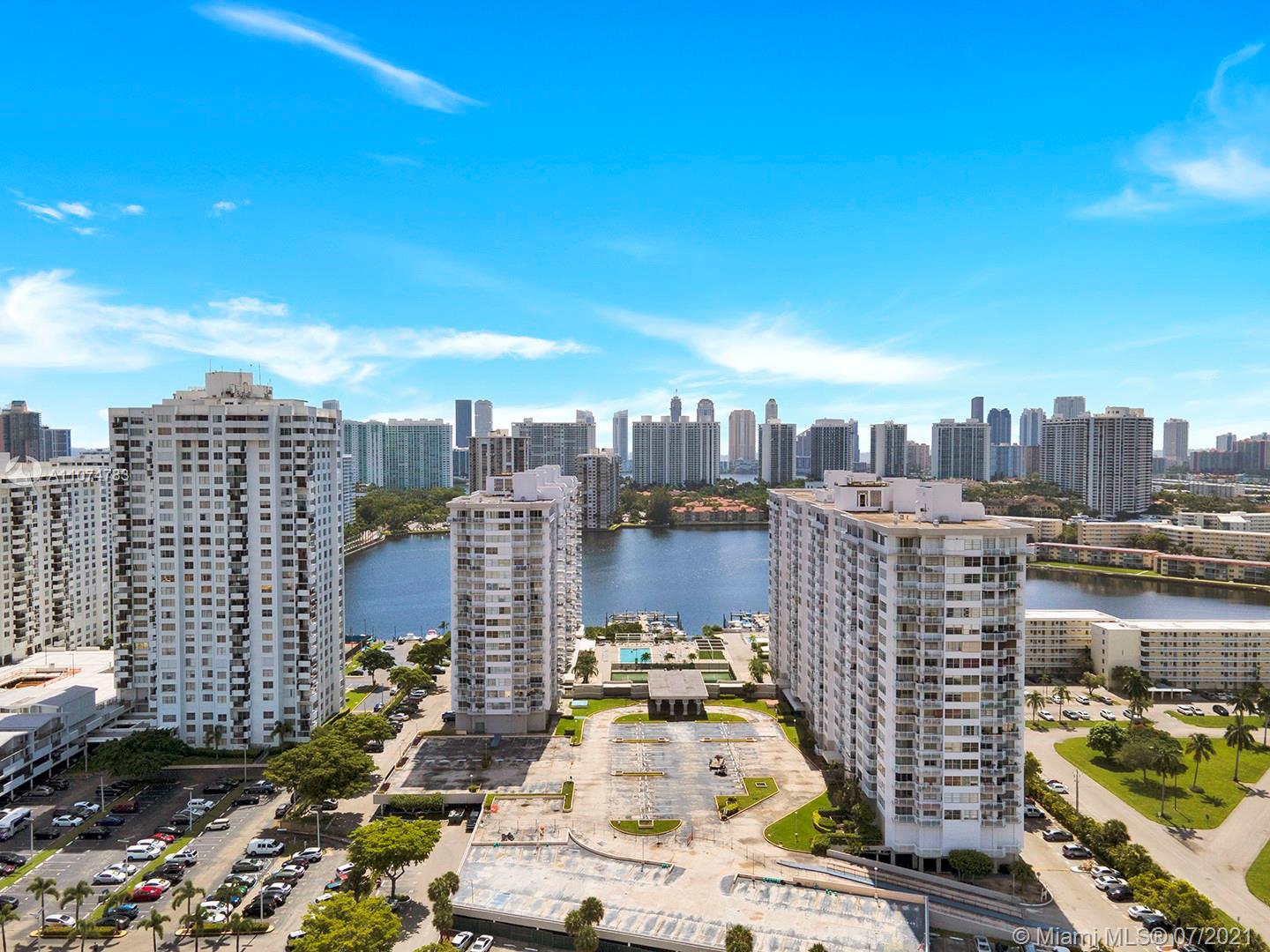 DEL PRADO MARINA - Residential